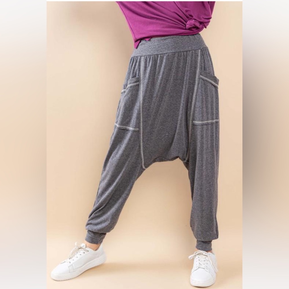 04 Midrise Hachi Harem Pants with Pockets